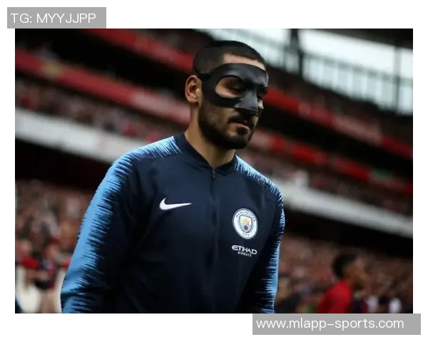 曼城球迷愤怒发声:44年季票被取消为何要我换座位